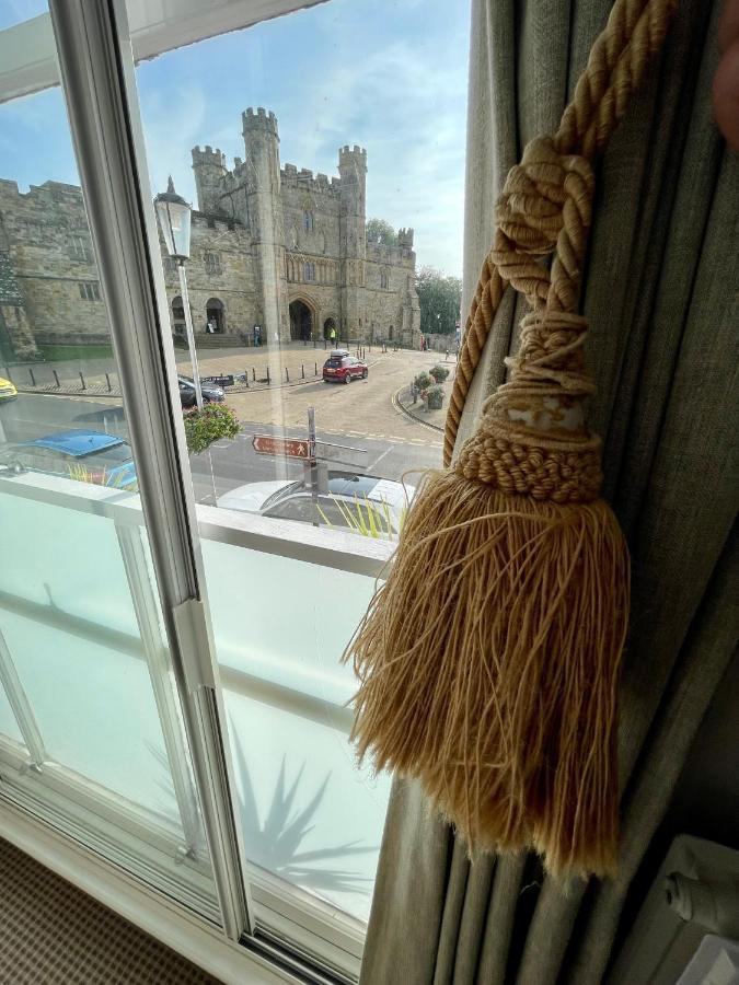 The Abbey Hotel Battle Bagian luar foto