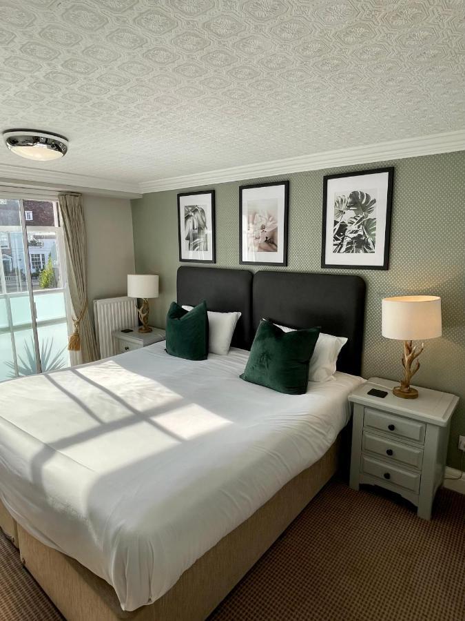 The Abbey Hotel Battle Bagian luar foto