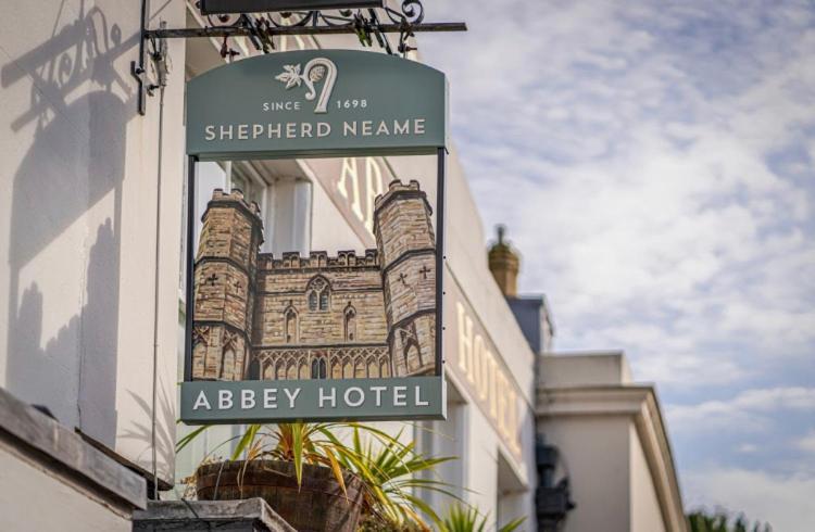 The Abbey Hotel Battle Bagian luar foto